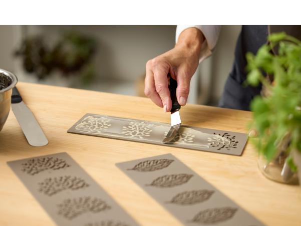 BITZ Blomsterbergs Tree Tuile Mould Latte
