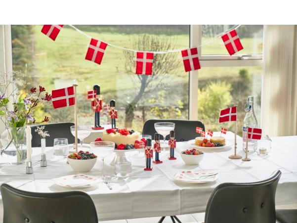 BITZ Celebrate Flagpole DK 40 Cm Nature
