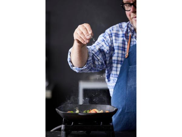 BITZ HOLM Griddle Pan 28 X 28 X 4 6 Cm Black