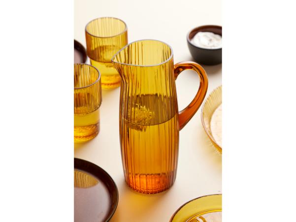 BITZ BITZ Kusintha Jug Dia 9.6 X 25.5 Cm 1.2 Liter Amber