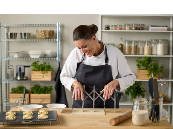 BITZ Blomsterbergs Rolling Pin Dia 5 X 51 Cm Bamboo