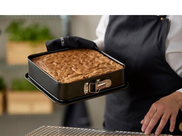 BITZ Blomsterbergs Springform Cake Tin Square 24 X 24 X 6 Cm Stainless Steel