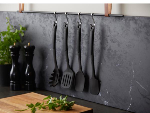 BITZ By Tareq Taylor Annie Spaghetti Server 33 2 X 6 6 X 5 4 Cm Black