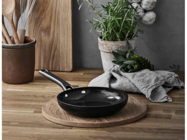 BITZ Pillivuyt Gourmet Blavet Frying Pan Dia 20 Cm Black