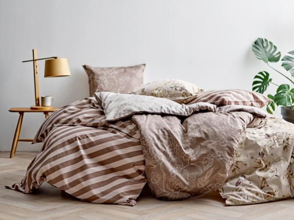 BITZ Södahl Organic Flower Burst Bed Linen 135 X 200 Cm Beige