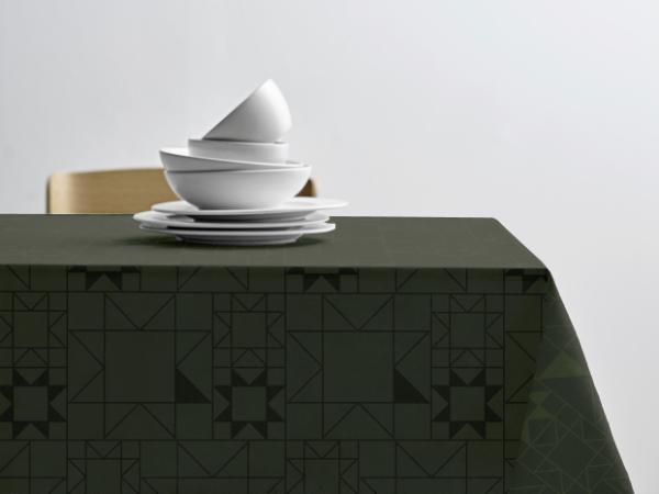 BITZ Södahl Star Damask Acrylic With Antislip 140 Cm Forest Green