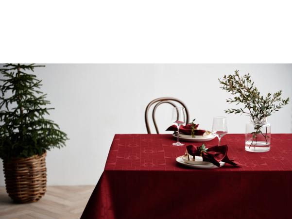 BITZ Södahl Star Damask Acrylic With Antislip 140 Cm Red