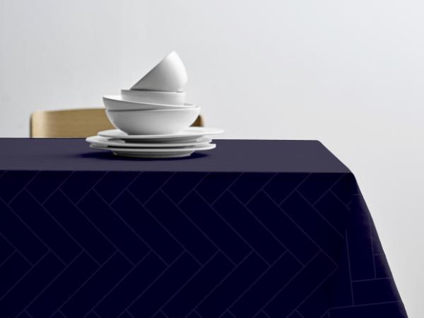 BITZ Södahl Tiles Damask Tablecloth 140 x 370 cm Indigo