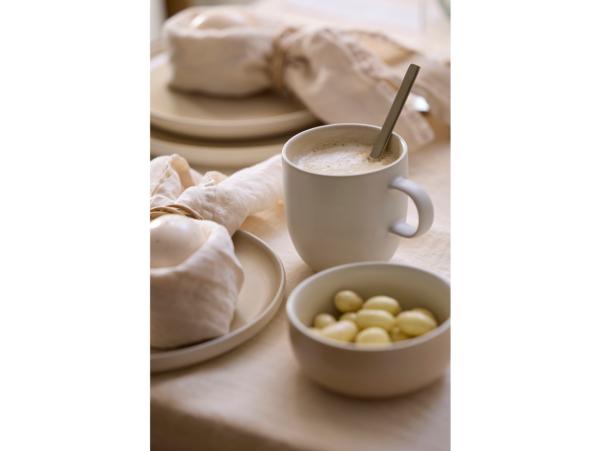 BITZ Studio Round North Mug 33 Cl Matte White/Matte Sand