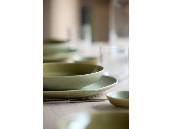 BITZ Villa Collection Shoku Dinner Plate Dia 27 Cm Pure Green