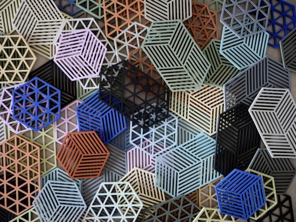 BITZ Zone Denmark Hexagon Trivet 16 X 14 X 0.9 Cm Indigo