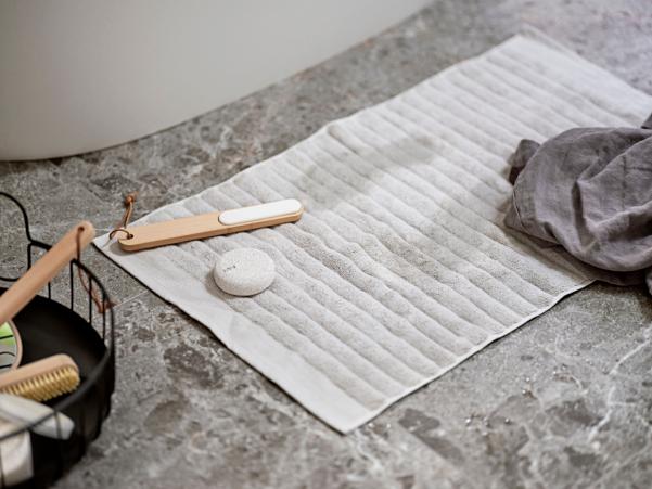 BITZ Zone Denmark Inu Bath Mat 80 X 50 Cm Soft Grey