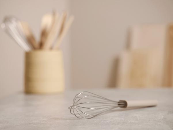 BITZ Zone Denmark Singles Whisk Dia 6 X 28 Cm Soft Taupe