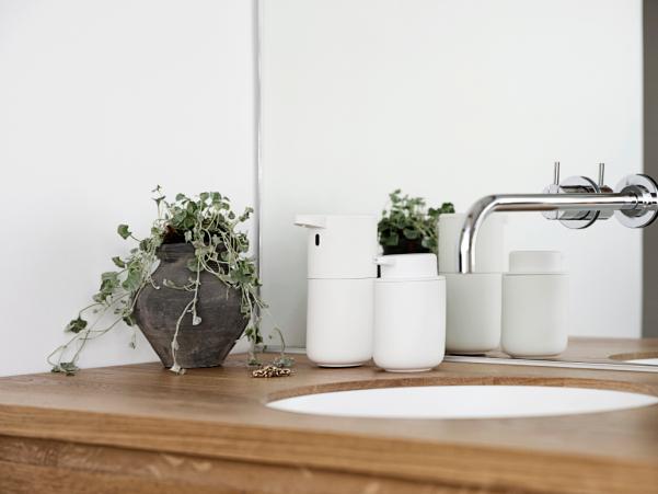 BITZ Zone Denmark Ume Soap Dispenser Dia. 8 3 X 12 8 Cm 0 25 Liter White