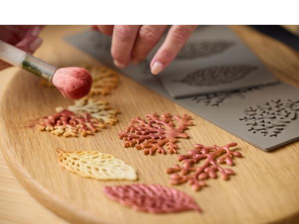 BITZ Blomsterbergs Leaf Tuile Mould Latte