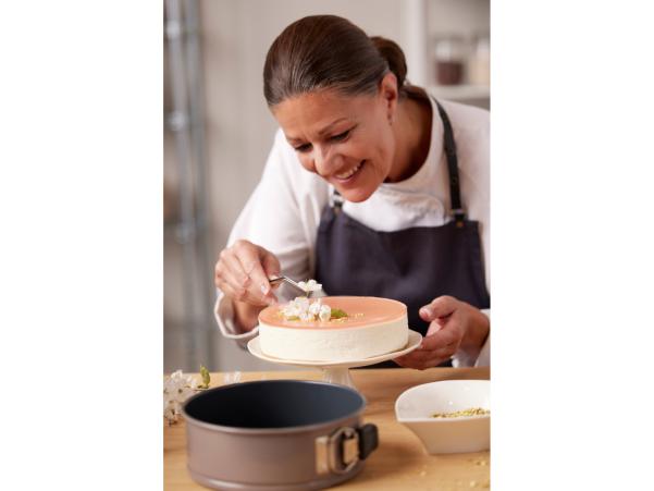 BITZ Blomsterbergs Springform Cake Tin Dia 24 Cm Latte