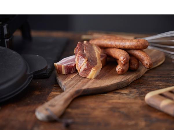 BITZ HOLM Cutting / Serving Board 44 X 22.7 X 1 5 Cm Acacia Wood