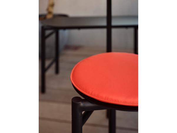 BITZ Zone Denmark Disc Seat Pad Dia 33 X 2 2 Cm Orange Crush