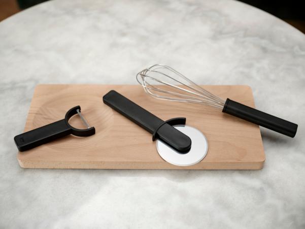 BITZ Zone Denmark Singles Chopping Board 38 X 17 X 2 Cm Beech