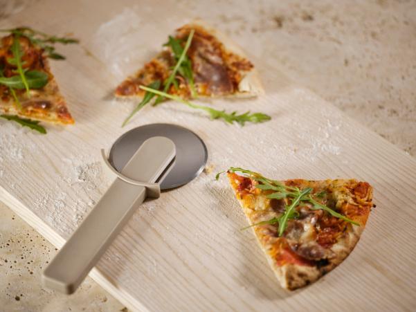 BITZ Zone Denmark Singles Pizza Slicer 20 X 8 Cm Soft Taupe