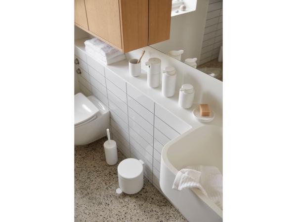 BITZ Zone Ume Toothbrush Mug Dia. 8 3 X 10 3 Cm White